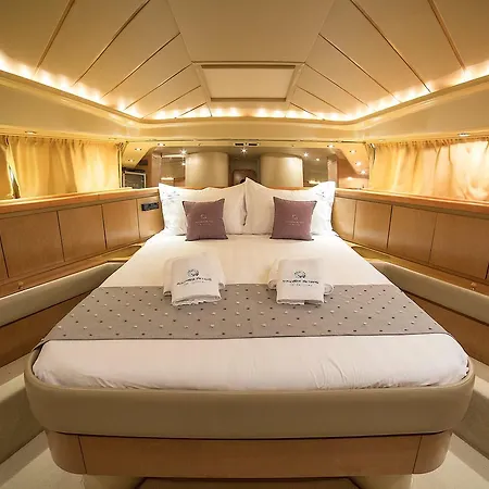 ספינת מלון Astypalea Vip Yachting *