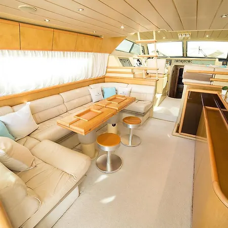 ספינת מלון Astypalea Vip Yachting *