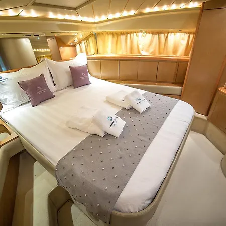 ספינת מלון Astypalea Vip Yachting *